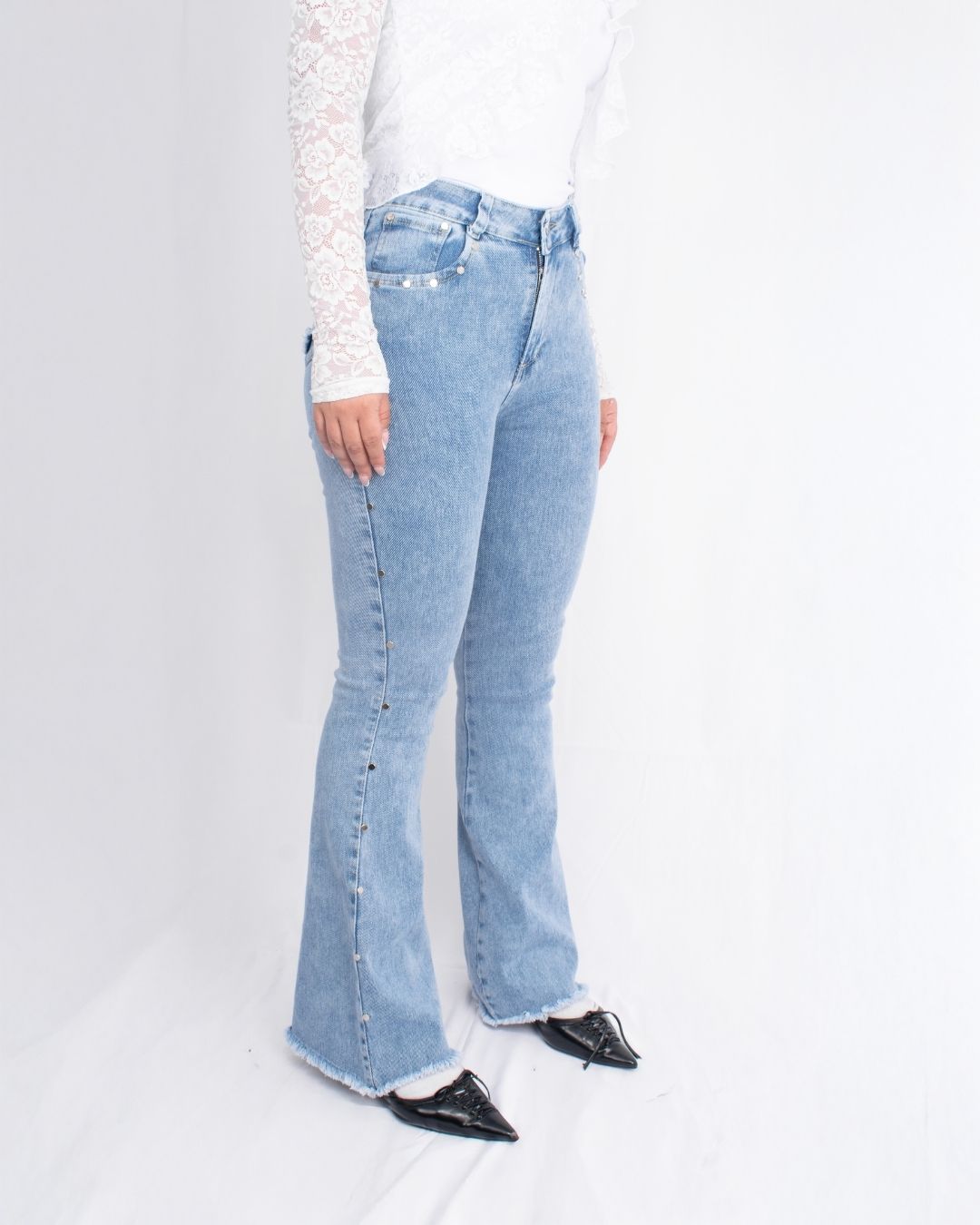 Jean Flare Azul con Taches